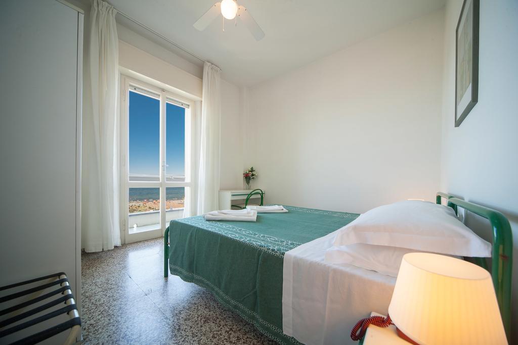 Hotel Madison Риччоне Номер фото
