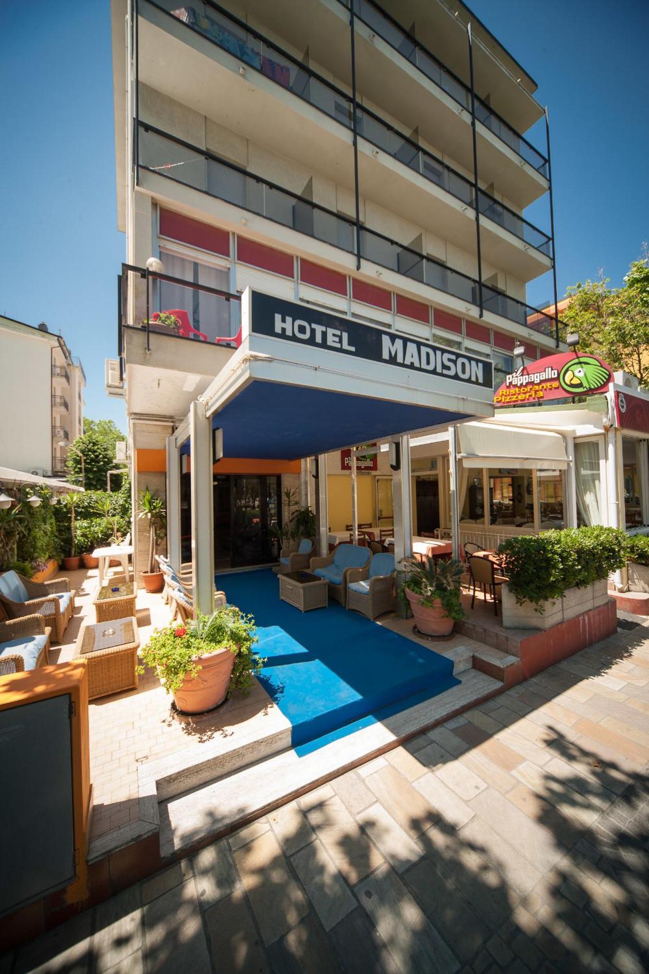Hotel Madison Риччоне Экстерьер фото